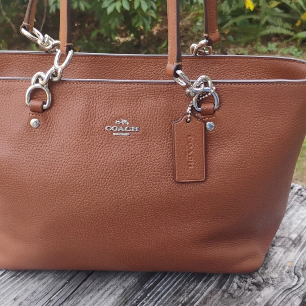 🍍Coach Sophia Tote In Tan/Brown Pebbled Leather - Picture 2 of 16